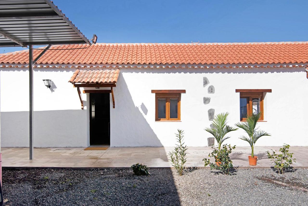 La Tirajanera 1+2 Villa Vega de San Mateo