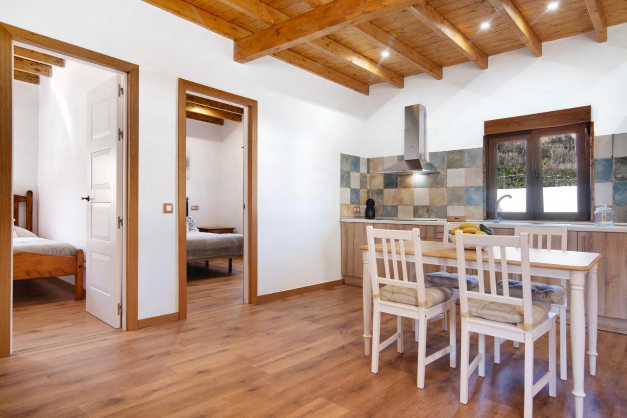 Villa La Tirajanera 1+2 *